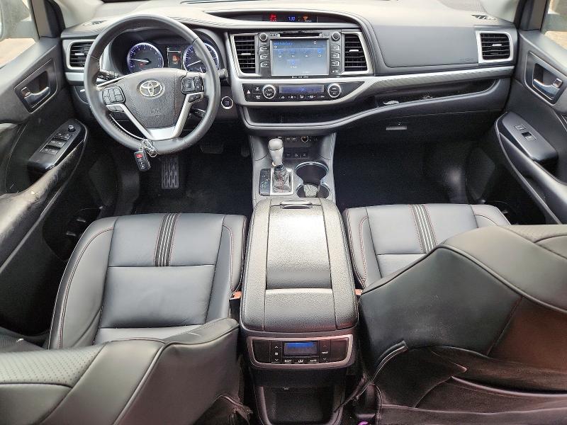 Продаж на аукціоні авто 2019 Toyota Highlander, vin: 5TDJZRFH9KS622317, номер лоту: 56614306
