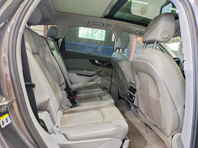 Продаж на аукціоні авто 2018 Audi Q7, vin: WA1VAAF76JD048880, номер лоту: 56344976
