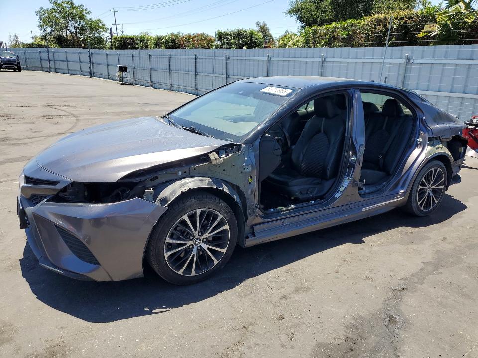 Продаж на аукціоні авто 2020 Toyota Camry, vin: 4T1G11AK1LU941726, номер лоту: 55413966