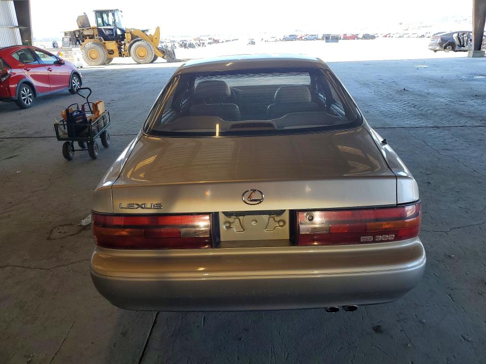 56666756 :رقم المزاد ، JT8GK13T9R0008405 vin ، 1994 Lexus Es مزاد بيع