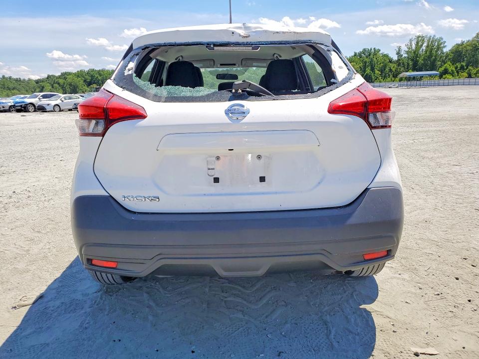Продажа на аукционе авто 2019 Nissan Kicks, vin: 3N1CP5CU6KL518627, номер лота: 57859476