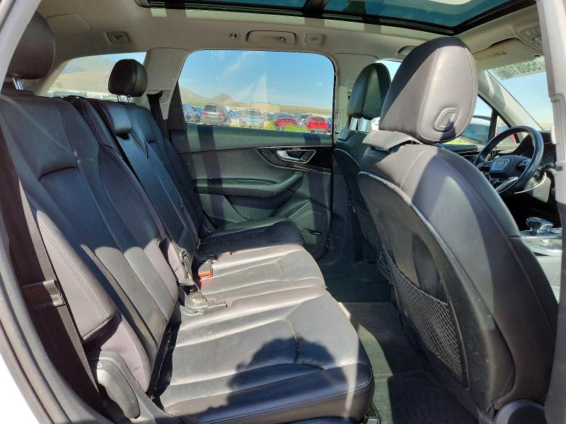 55081026 :رقم المزاد ، WA1LAAF72HD003999 vin ، 2017 Audi Q7 مزاد بيع