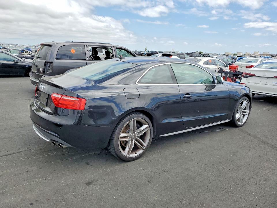 2009 Audi S5 მანქანა იყიდება აუქციონზე, vin: WAURV78TX9A046875, აუქციონის ნომერი: 58245596