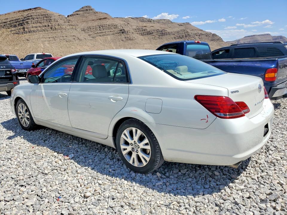 57734226 :رقم المزاد ، 4T1BK36B68U282500 vin ، 2008 Toyota Avalon مزاد بيع