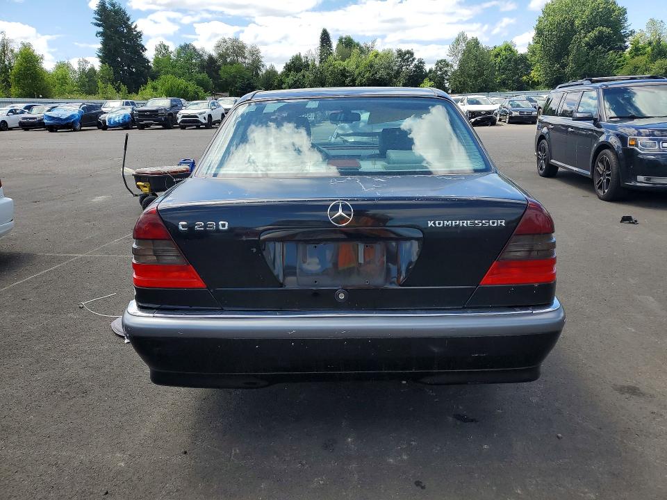 55343536 :رقم المزاد ، WDBHA24G6XA795741 vin ، 1999 Mercedes-benz C مزاد بيع