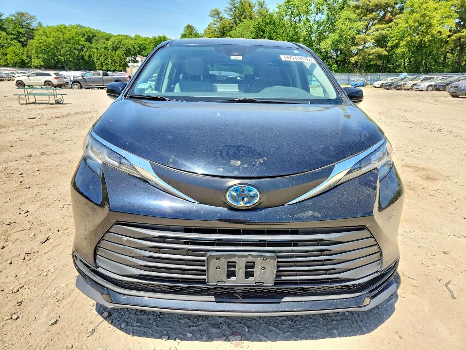 Продажа на аукционе авто 2021 Toyota Sienna, vin: 5TDKRKEC0MS016795, номер лота: 55914976