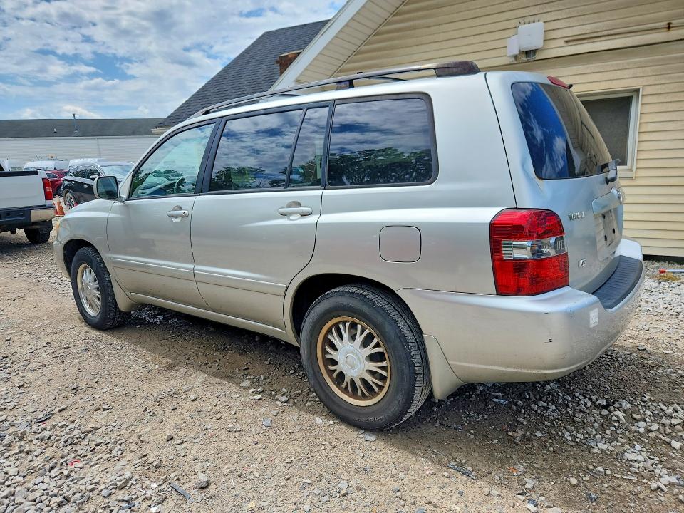 57323666 :رقم المزاد ، JTEDP21A350064598 vin ، 2005 Toyota Highlander مزاد بيع