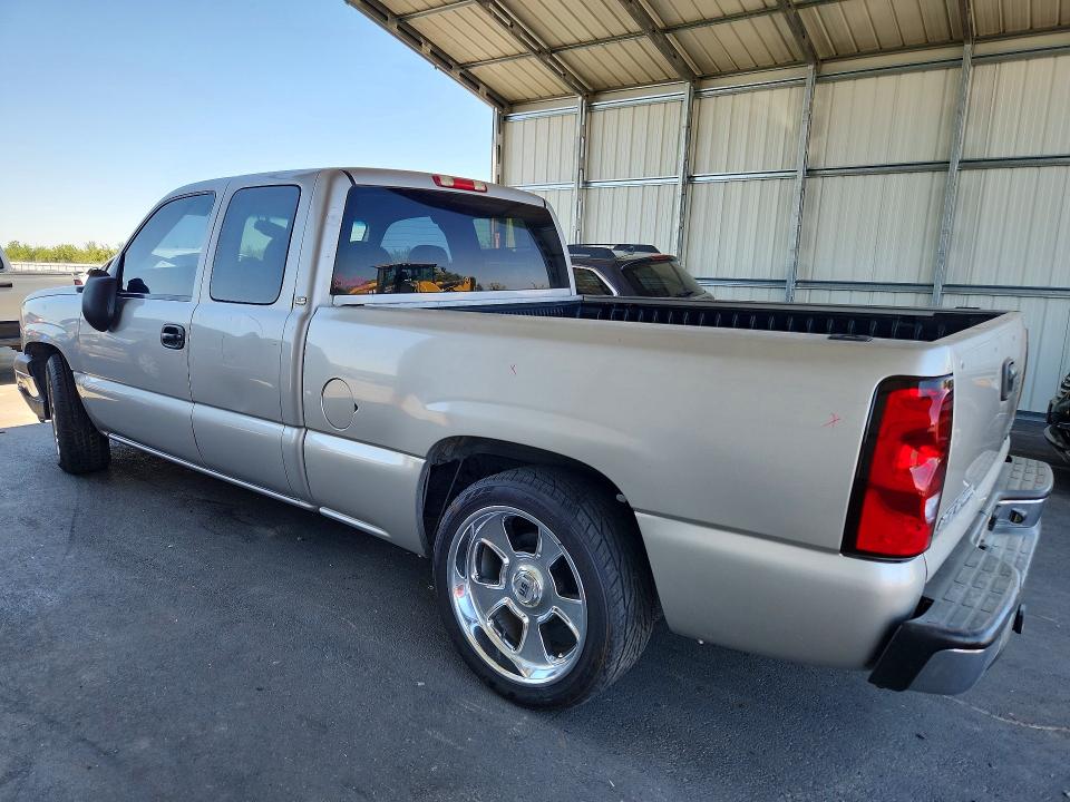 58426526 :رقم المزاد ، 2GCEC19T151282726 vin ، 2005 Chevrolet Silverado مزاد بيع