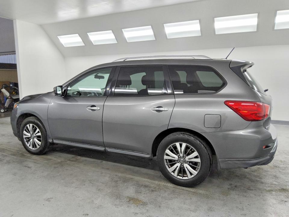 Продаж на аукціоні авто 2018 Nissan Pathfinder, vin: 5N1DR2MN1JC621591, номер лоту: 55899476