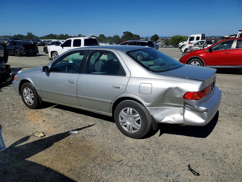 55596956 :رقم المزاد ، JT2BG22K310539608 vin ، 2001 Toyota Camry مزاد بيع