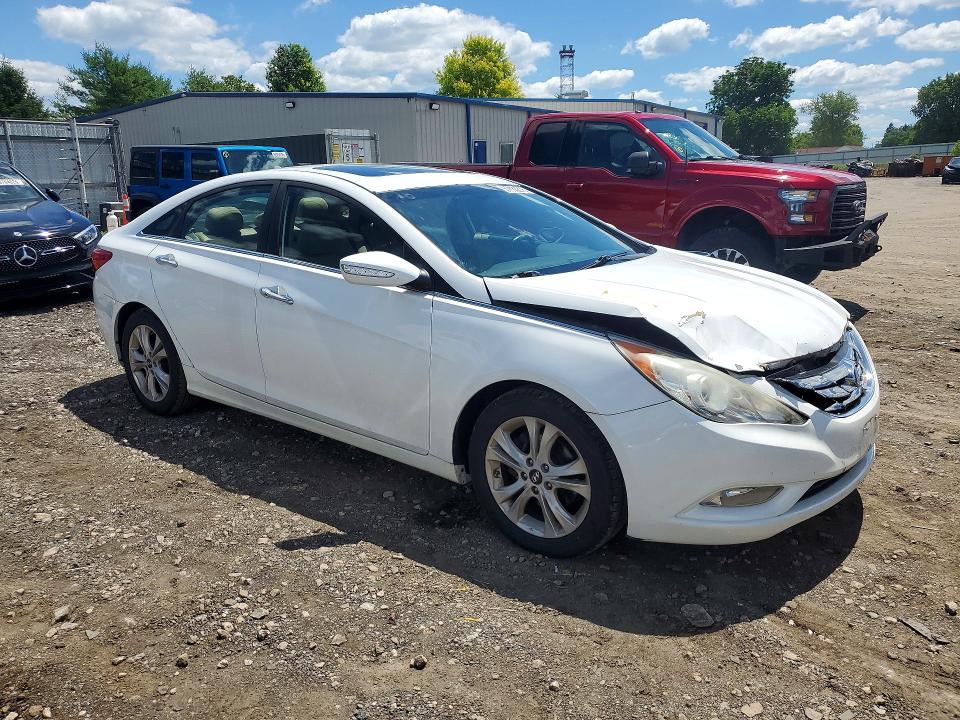57833016 :رقم المزاد ، 5NPEC4AC1BH242363 vin ، 2011 Hyundai Sonata مزاد بيع