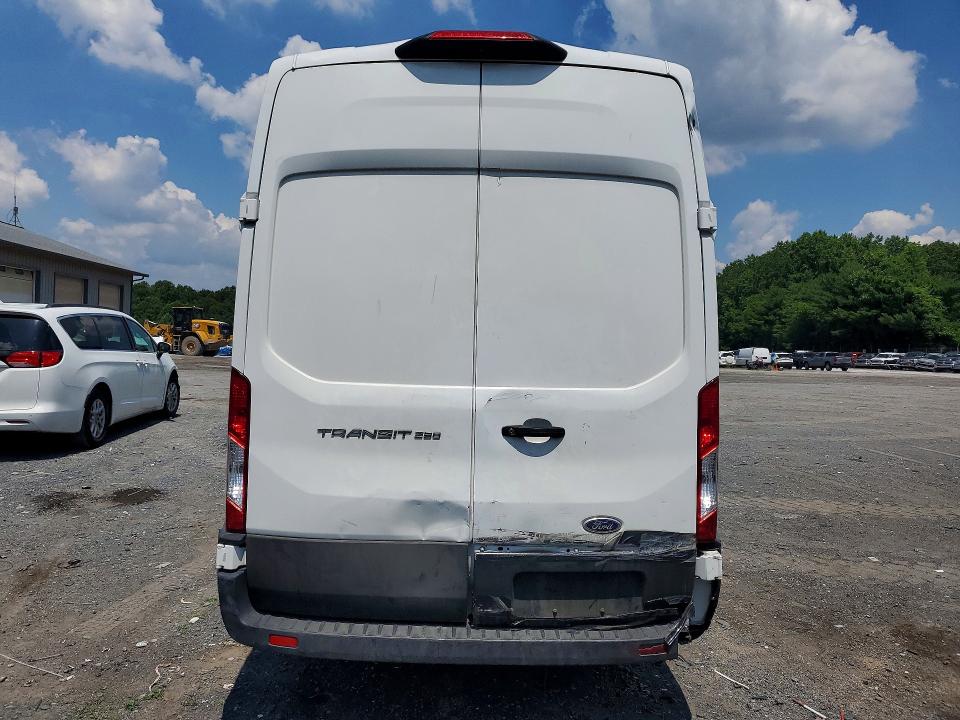 2022 Ford Transit მანქანა იყიდება აუქციონზე, vin: 1FTBR3X84NKA62573, აუქციონის ნომერი: 54429136