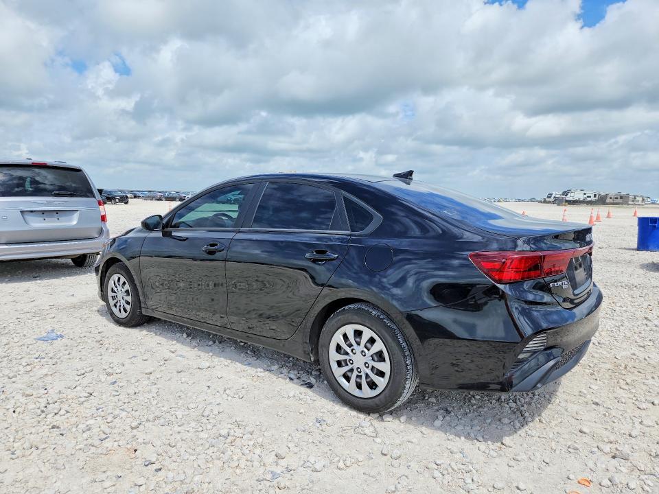 2023 Kia Forte მანქანა იყიდება აუქციონზე, vin: 3KPF24AD6PE677519, აუქციონის ნომერი: 56569636