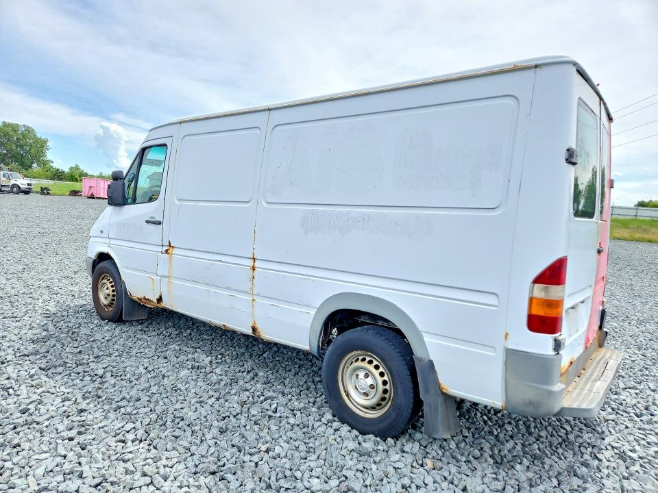 52356136 :رقم المزاد ، WD0PD644955785705 vin ، 2005 Dodge Sprinter مزاد بيع