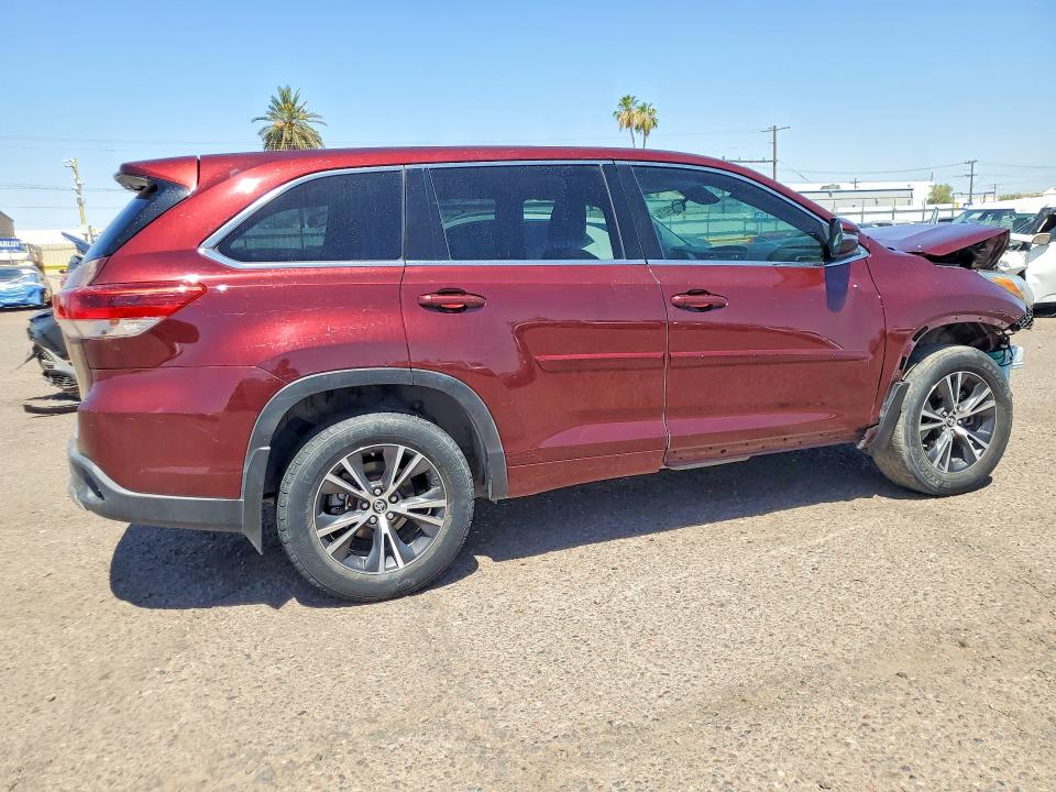 55445966 :رقم المزاد ، 5TDBZRFH7HS467148 vin ، 2017 Toyota Highlander مزاد بيع