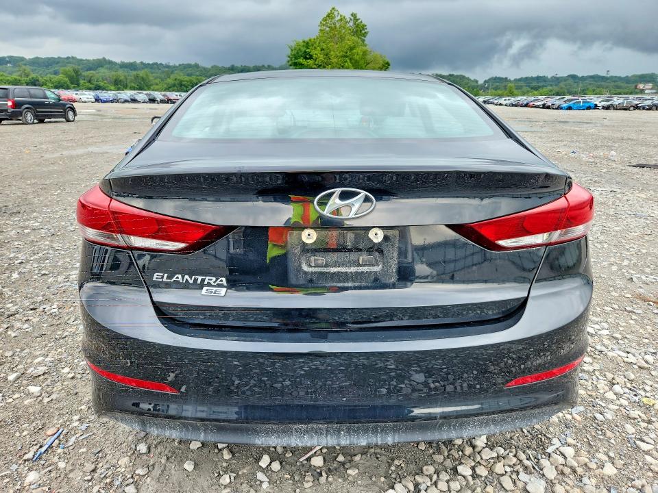 58704166 :رقم المزاد ، 5NPD74LF6JH345008 vin ، 2018 Hyundai Elantra مزاد بيع