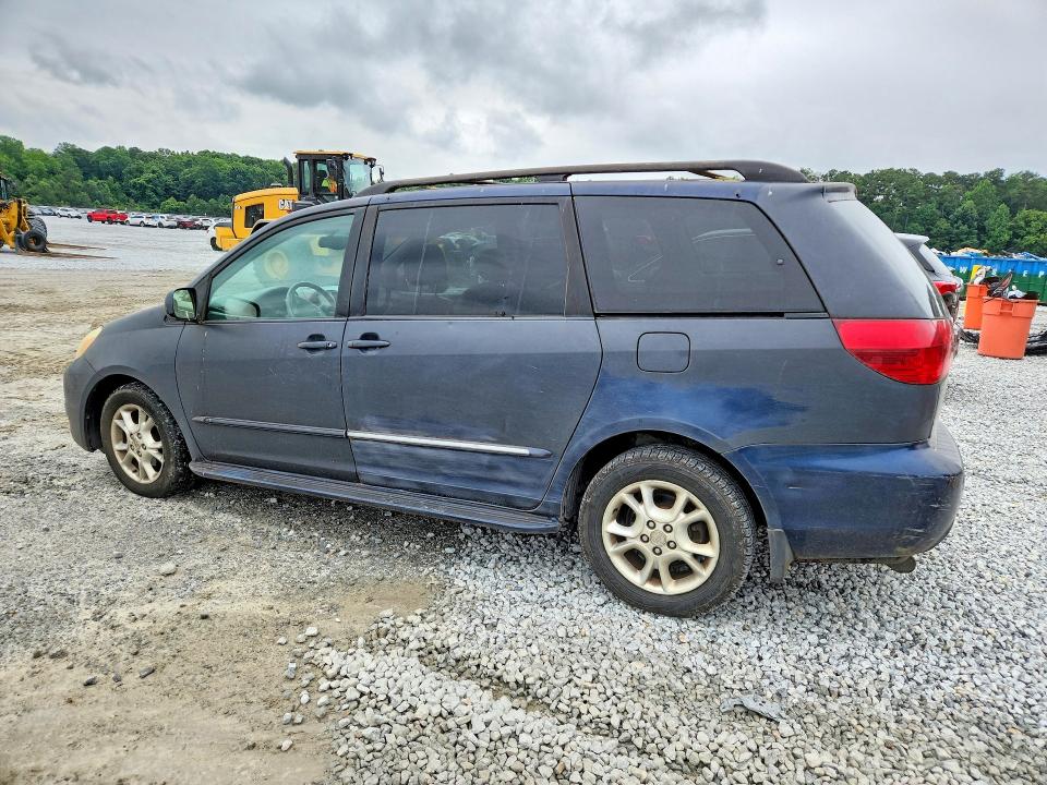 57596586 :رقم المزاد ، 5TDBA22CX4S008795 vin ، 2004 Toyota Sienna مزاد بيع