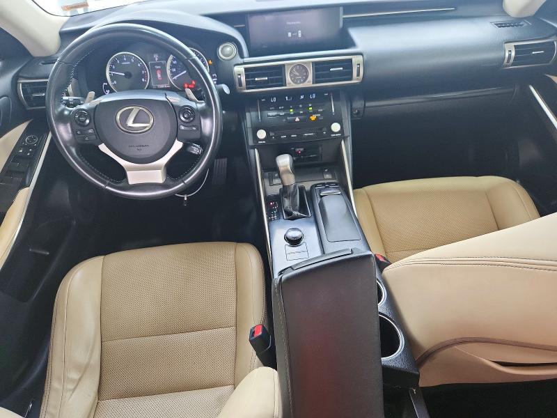 2014 Lexus Is მანქანა იყიდება აუქციონზე, vin: JTHCF1D2XE5014834, აუქციონის ნომერი: 55552056