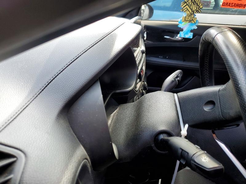 58984256 :رقم المزاد ، 3KPF34ADXME323771 vin ، 2021 Kia Forte مزاد بيع