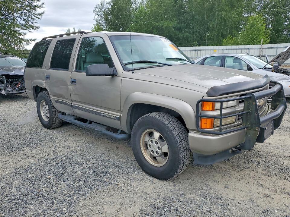 59536546 :رقم المزاد ، 1GNEK13R1YR147166 vin ، 2000 Chevrolet Tahoe مزاد بيع