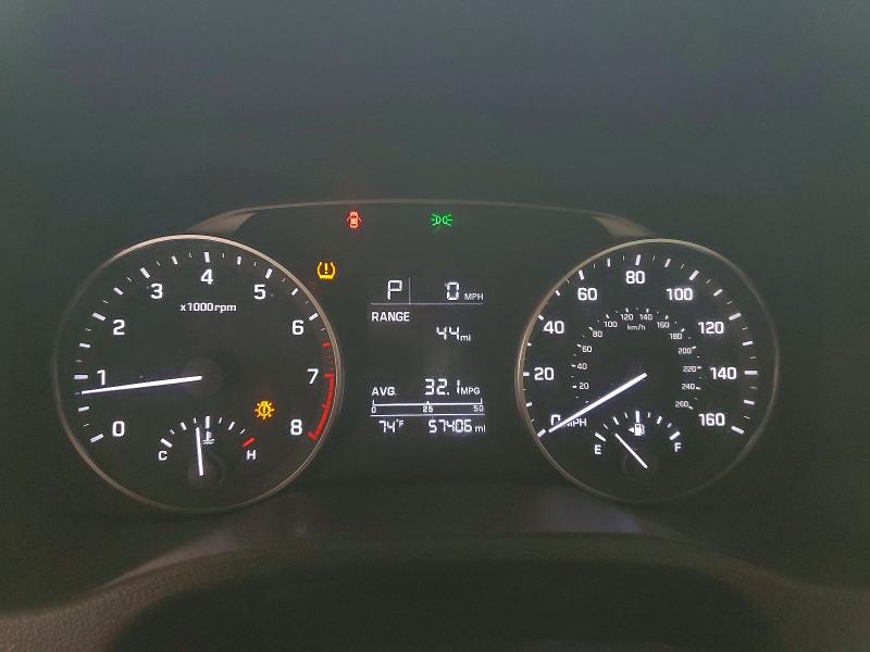 Продажа на аукционе авто 2017 Hyundai Elantra, vin: 5NPD84LF5HH210965, номер лота: 57518206