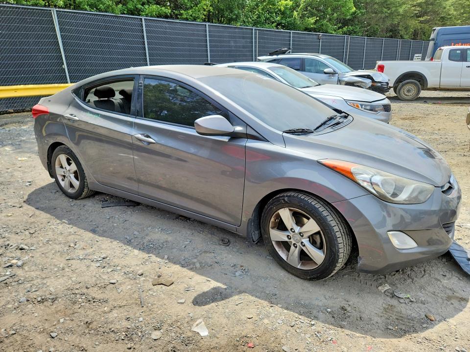 2013 Hyundai Elantra მანქანა იყიდება აუქციონზე, vin: 5NPDH4AE1DH183896, აუქციონის ნომერი: 56227096