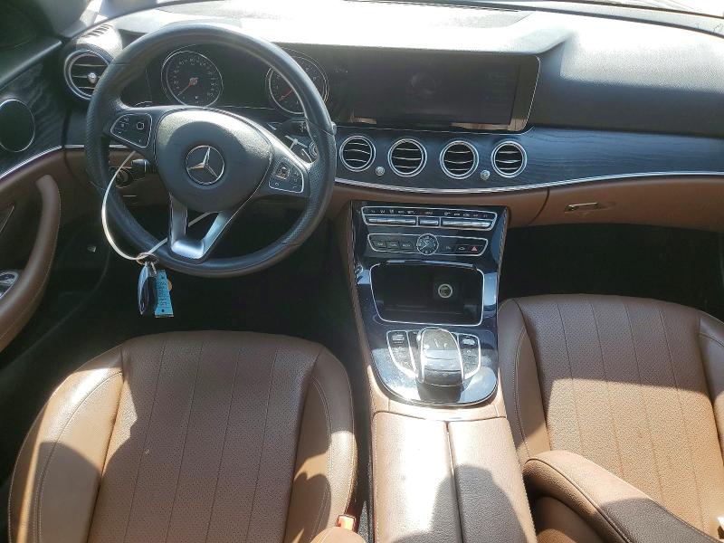 58511676 :رقم المزاد ، WDDZF4JB5HA271533 vin ، 2017 Mercedes-benz E مزاد بيع