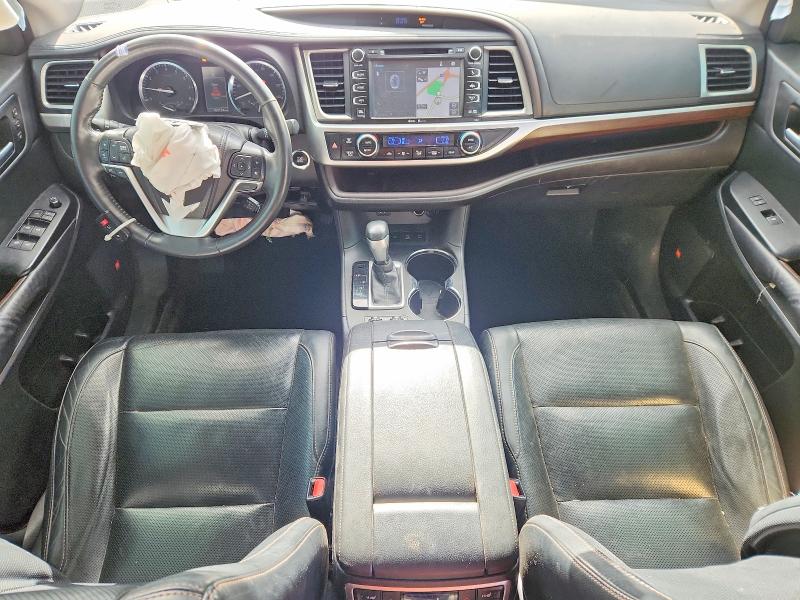 57530866 :رقم المزاد ، 5TDDKRFH0FS118830 vin ، 2015 Toyota Highlander مزاد بيع