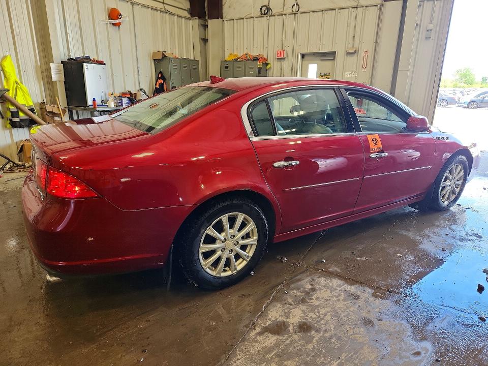 2011 Buick Lucerne მანქანა იყიდება აუქციონზე, vin: 1G4HC5EM3BU132812, აუქციონის ნომერი: 55728616
