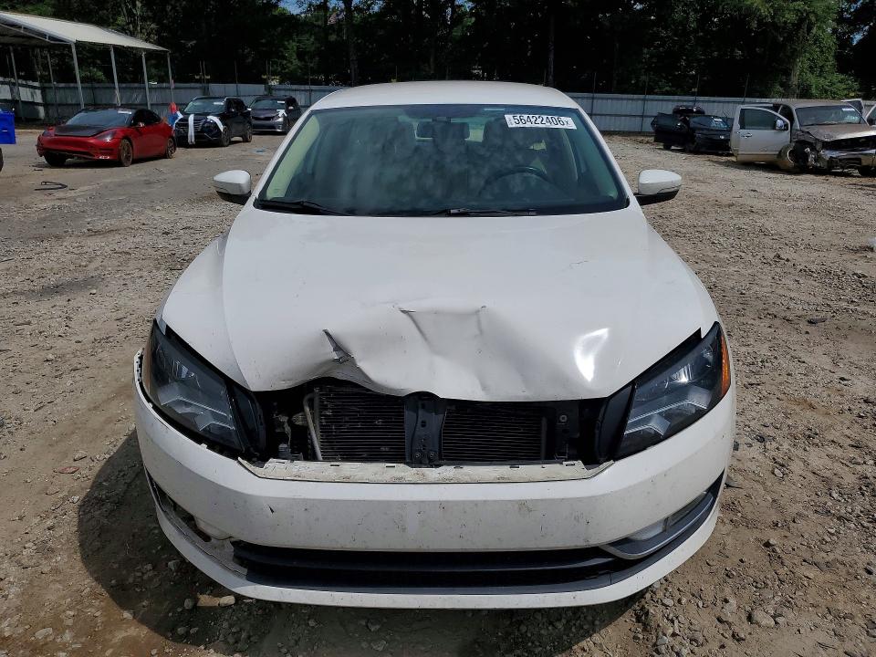 2015 Volkswagen Passat მანქანა იყიდება აუქციონზე, vin: 1VWAS7A39FC085196, აუქციონის ნომერი: 56422406