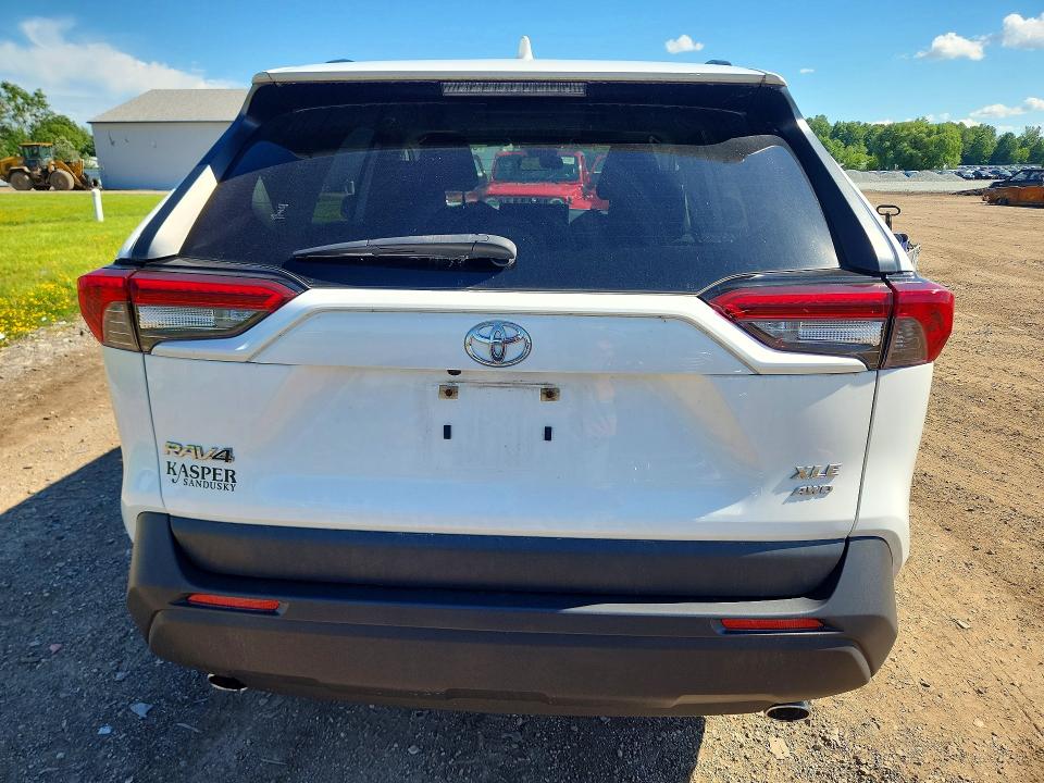 Продажа на аукционе авто 2019 Toyota Rav4, vin: JTMP1RFV5KD040119, номер лота: 58545496