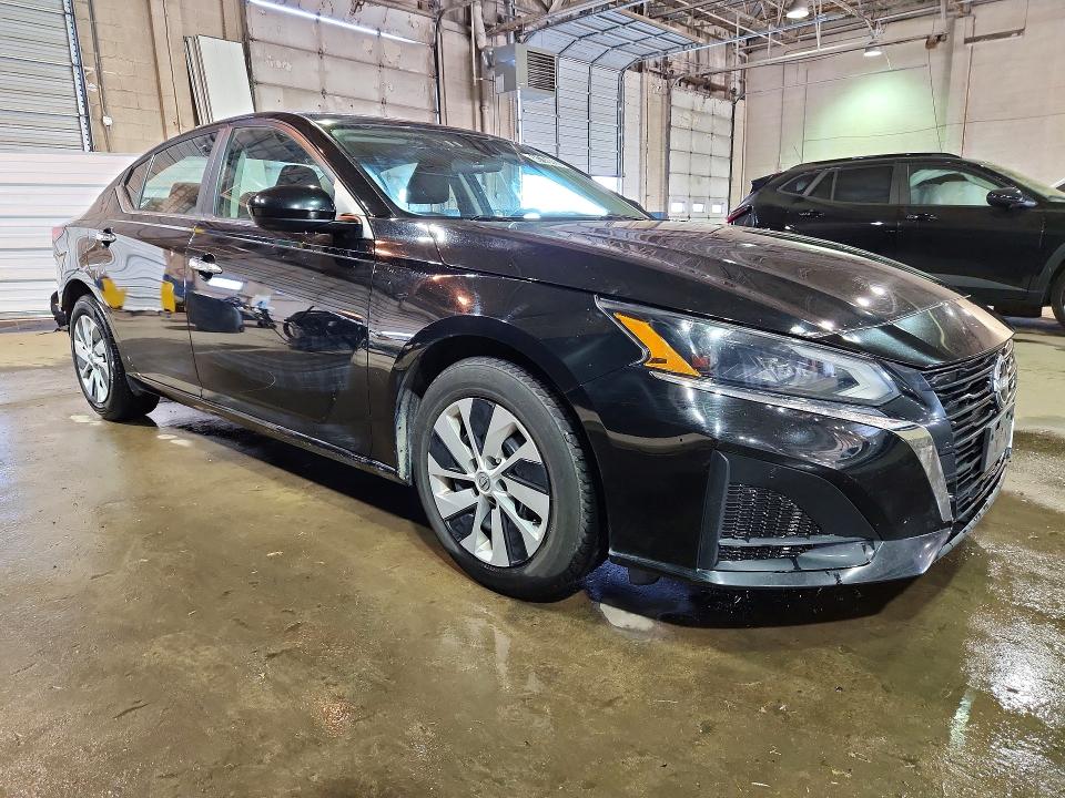 56170426 :رقم المزاد ، 1N4BL4BV3PN395861 vin ، 2023 Nissan Altima مزاد بيع