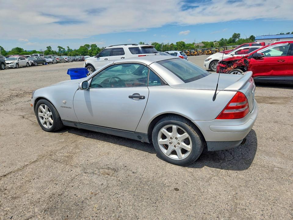 Auction sale of the 1999 Mercedes-benz Slk, vin: WDBKK47F5XF117504, lot number: 58211666