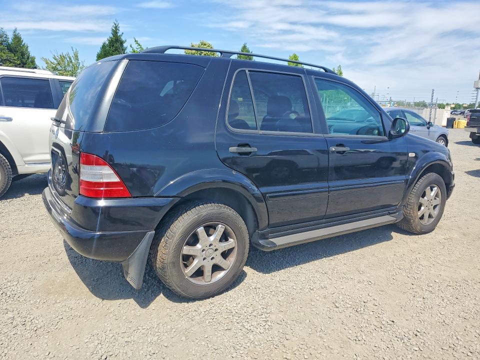 Продажа на аукционе авто 2000 Mercedes-benz Ml, vin: 4JGAB72E2YA159622, номер лота: 58638126