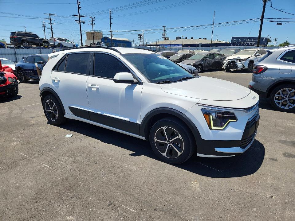 2025 Kia Niro მანქანა იყიდება აუქციონზე, vin: KNDCP3LE4S5237453, აუქციონის ნომერი: 57043926