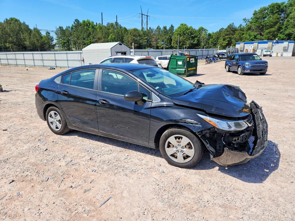Продажа на аукционе авто 2017 Chevrolet Cruze, vin: 1G1BC5SMXH7265372, номер лота: 55726936