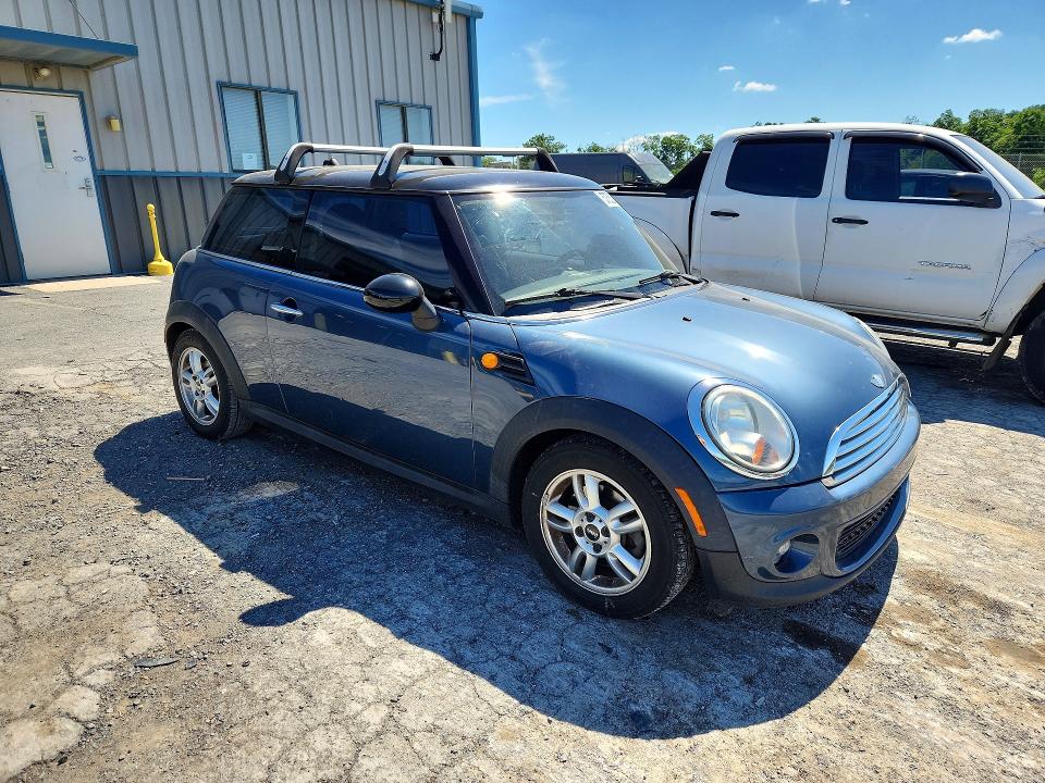 Продажа на аукционе авто 2011 Mini Cooper, vin: WMWSU3C59BT096957, номер лота: 57552876