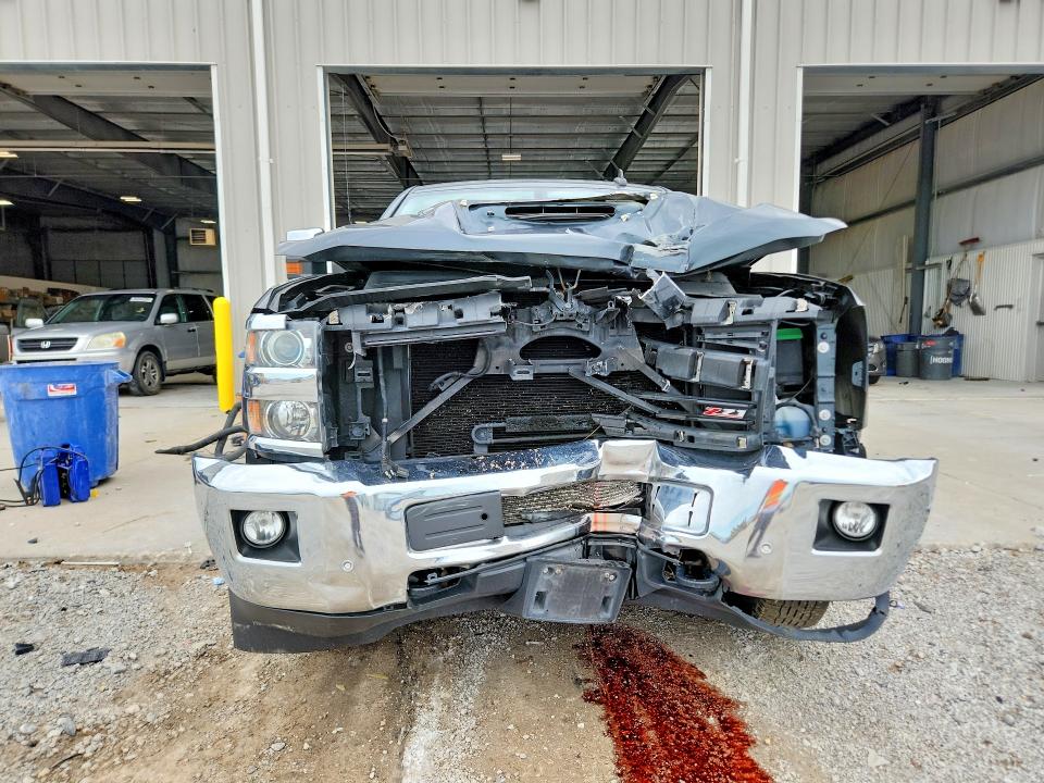 Продаж на аукціоні авто 2017 Chevrolet Silverado, vin: 1GC1KWEY9HF245565, номер лоту: 57117276