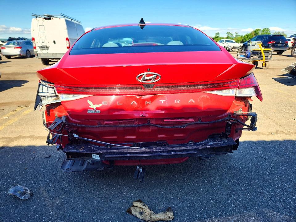 Продажа на аукционе авто 2021 Hyundai Elantra, vin: 5NPLN4AG3MH005865, номер лота: 57294206