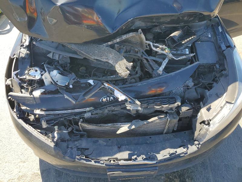 56529346 :رقم المزاد ، 3KPFK4A7XHE077470 vin ، 2017 Kia Forte مزاد بيع
