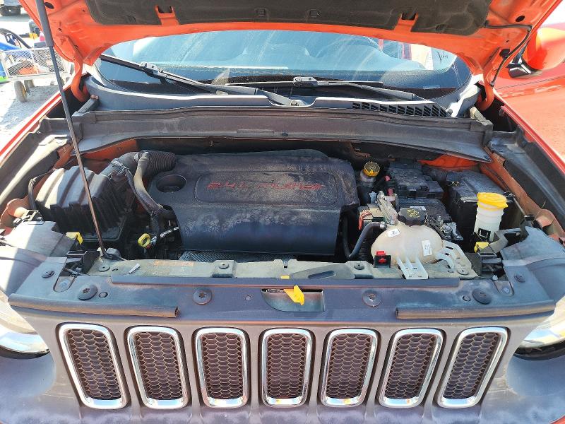 2015 Jeep Renegade მანქანა იყიდება აუქციონზე, vin: ZACCJABT5FPC29588, აუქციონის ნომერი: 57068586