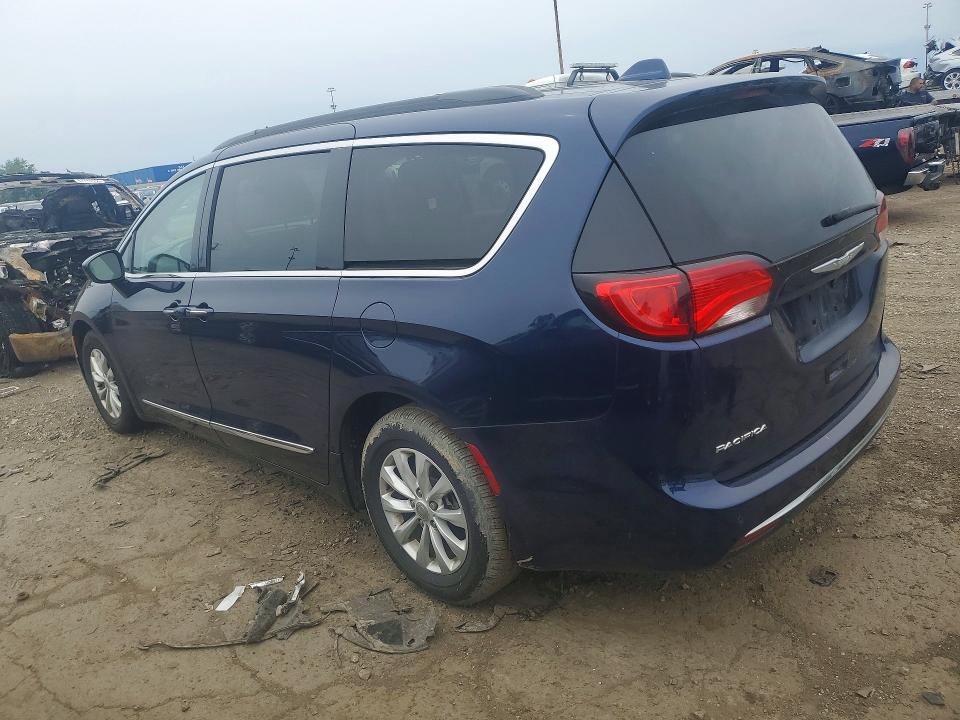 Продажа на аукционе авто 2017 Chrysler Pacifica V, vin: 2C4RC1BG5HR587389, номер лота: 53451596