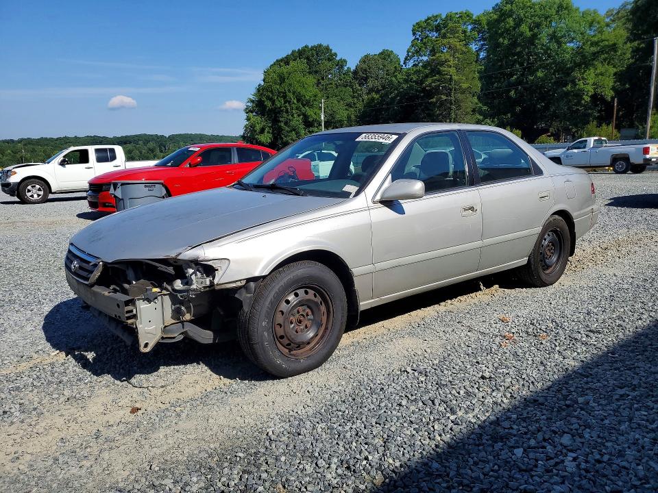 58355946 :رقم المزاد ، 4T1BG22K51U035072 vin ، 2001 Toyota Camry مزاد بيع