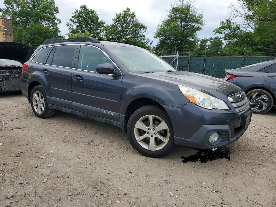57942566 :رقم المزاد ، 4S4BRBCC5D3255601 vin ، 2013 Subaru Outback مزاد بيع