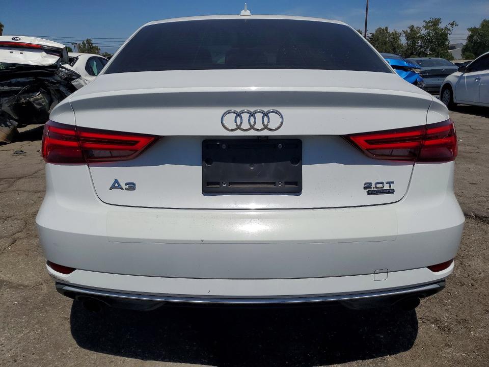 Продаж на аукціоні авто 2018 Audi A3, vin: WAUB8GFF1J1035225, номер лоту: 57009646