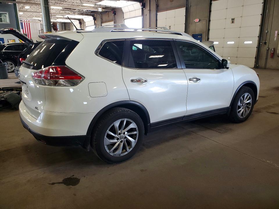 Продажа на аукционе авто 2015 Nissan Rogue, vin: 5N1AT2MT8FC822690, номер лота: 57731966