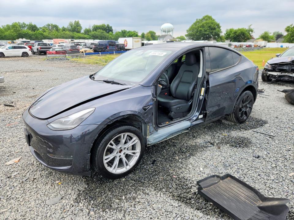 56521836 :رقم المزاد ، 7SAYGDEE5RA283102 vin ، 2024 Tesla Model Y مزاد بيع