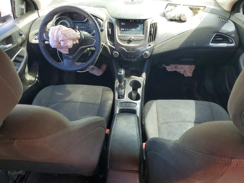 57390116 :رقم المزاد ، 1G1BE5SM8J7107581 vin ، 2018 Chevrolet Cruze مزاد بيع