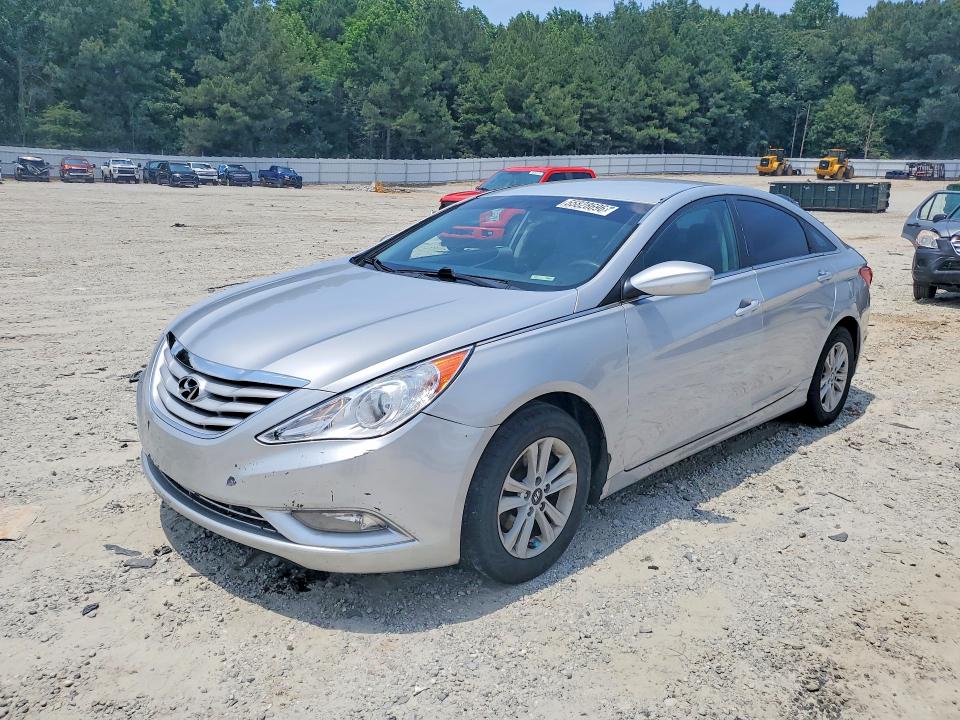 55828696 :رقم المزاد ، 5NPEB4AC5DH538556 vin ، 2013 Hyundai Sonata مزاد بيع