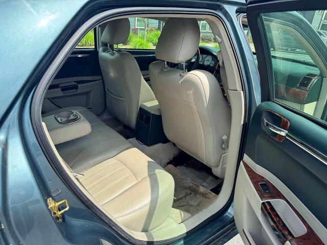 Продажа на аукционе авто 2006 Chrysler 300 C, vin: 2C3KA63H26H117663, номер лота: 55777996